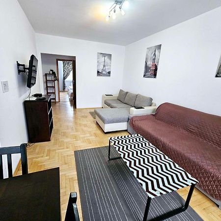 Green Kabaty Apartment 2 Varsó Kültér fotó